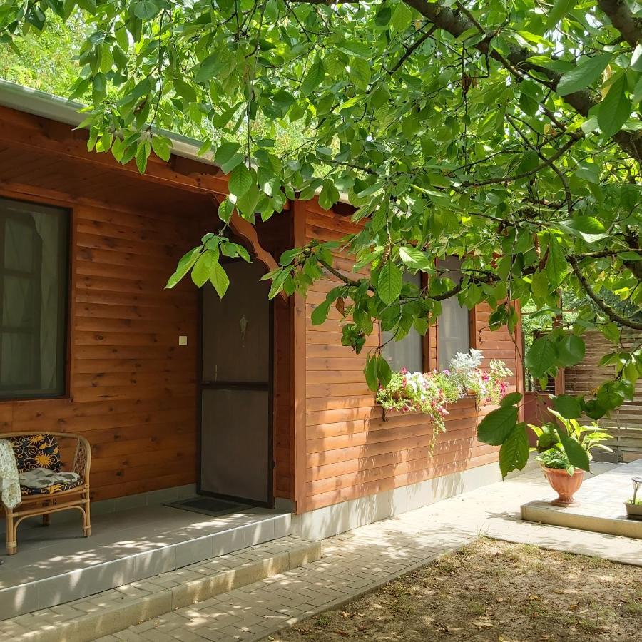 Melinda Nyaralohaz Appartement Balatonkenese Buitenkant foto