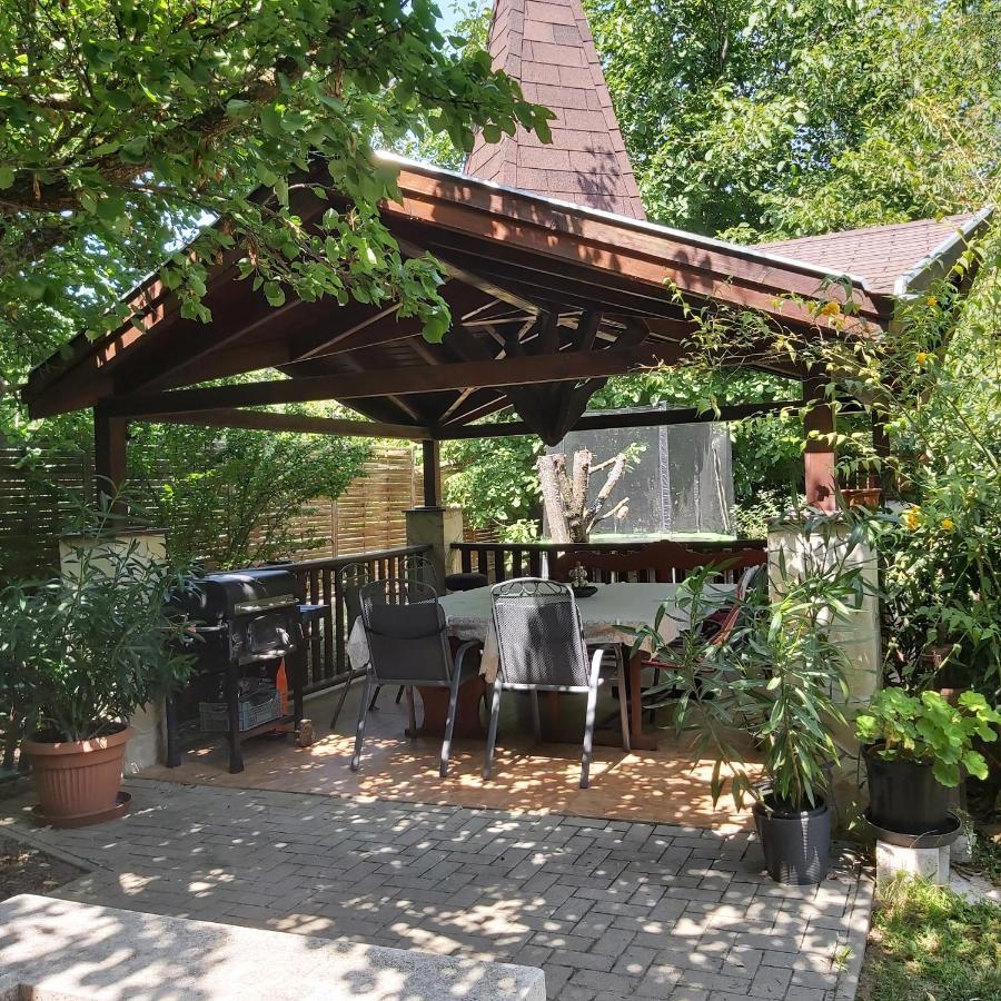 Melinda Nyaralohaz Appartement Balatonkenese Buitenkant foto