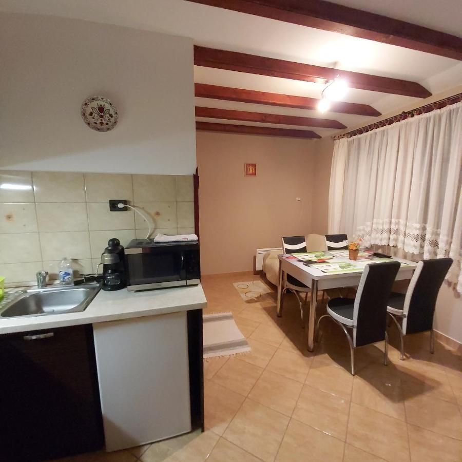 Melinda Nyaralohaz Appartement Balatonkenese Buitenkant foto